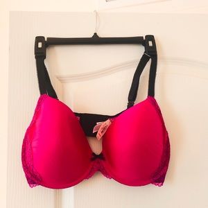 NWT Victoria’s Secret Bra Size 38DDD